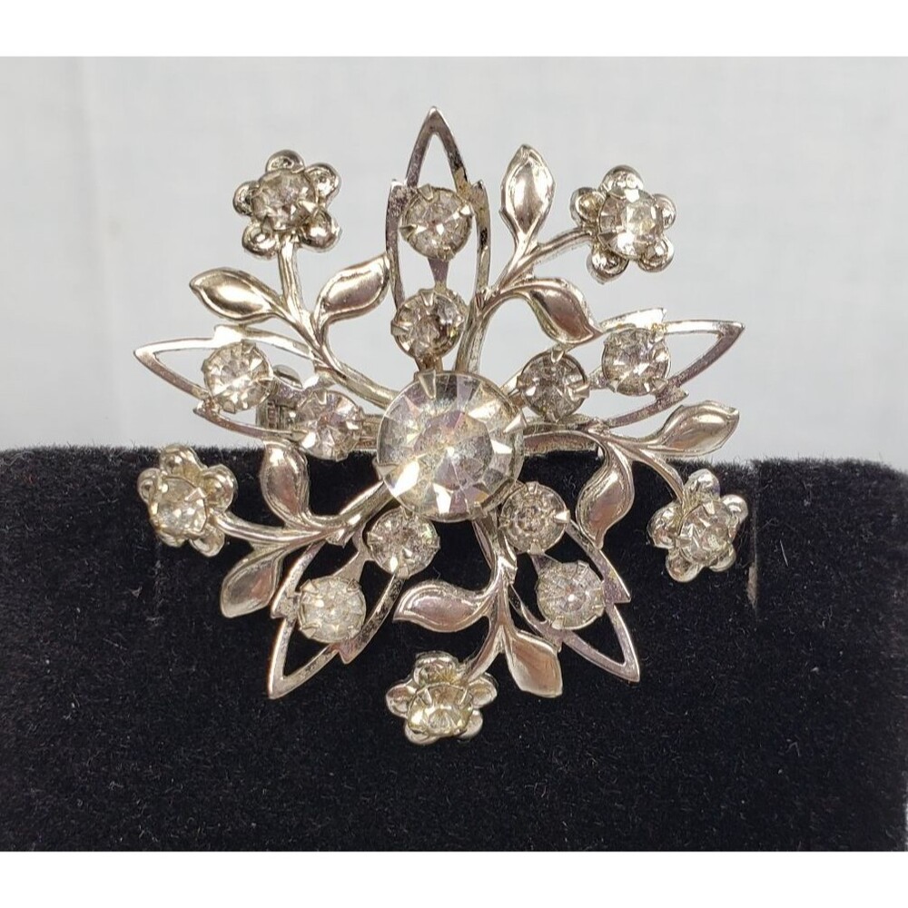 Vintage 1950s Mid Century Willowy White Silver Tone Rhinestone Brooch